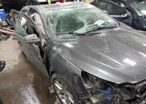 2013 Chevrolet Malibu 1Lt из США, поврежденный, VIN 1G11C5SA0DF196595